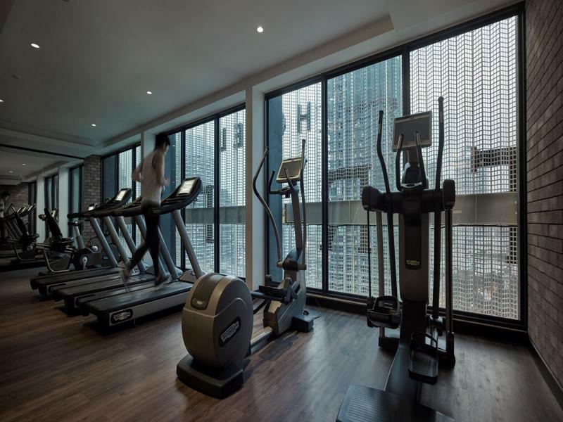 Hotel Stripes Kuala Lumpur, Autograph Collection Ngoại thất bức ảnh The gym at the hotel